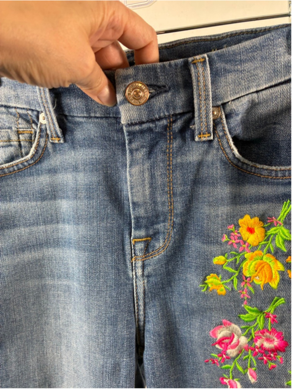 7 For All Mankind High Waist Ankle Skinny Jeans in Blue Embroidered Size 25 - Picture 2 of 9